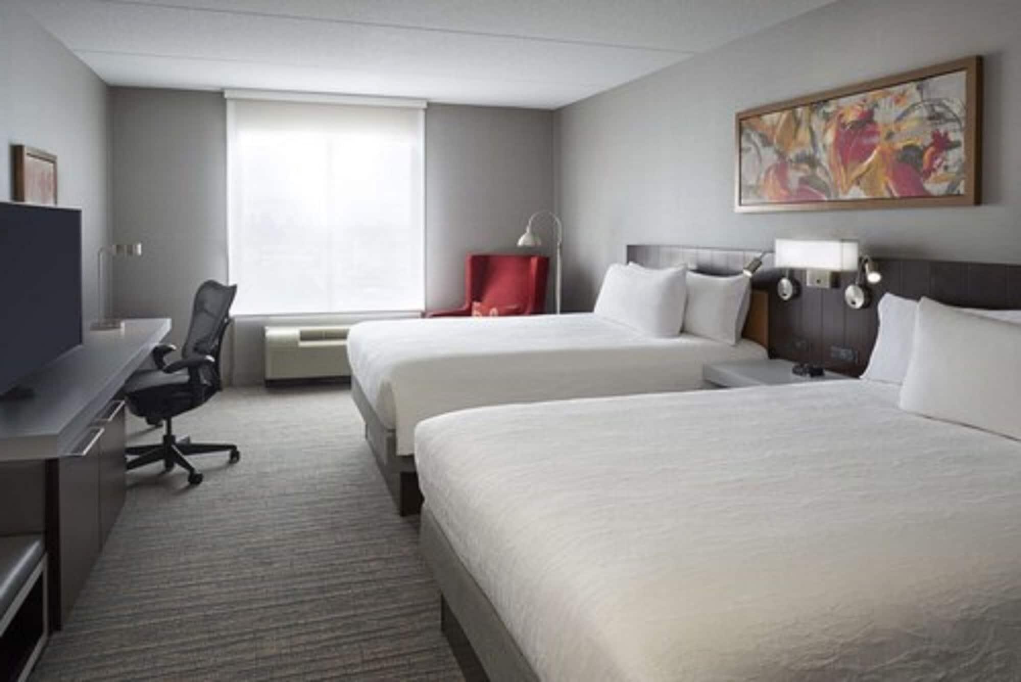 Hilton Garden Inn Toronto Airport West/Mississauga Eksteriør billede
