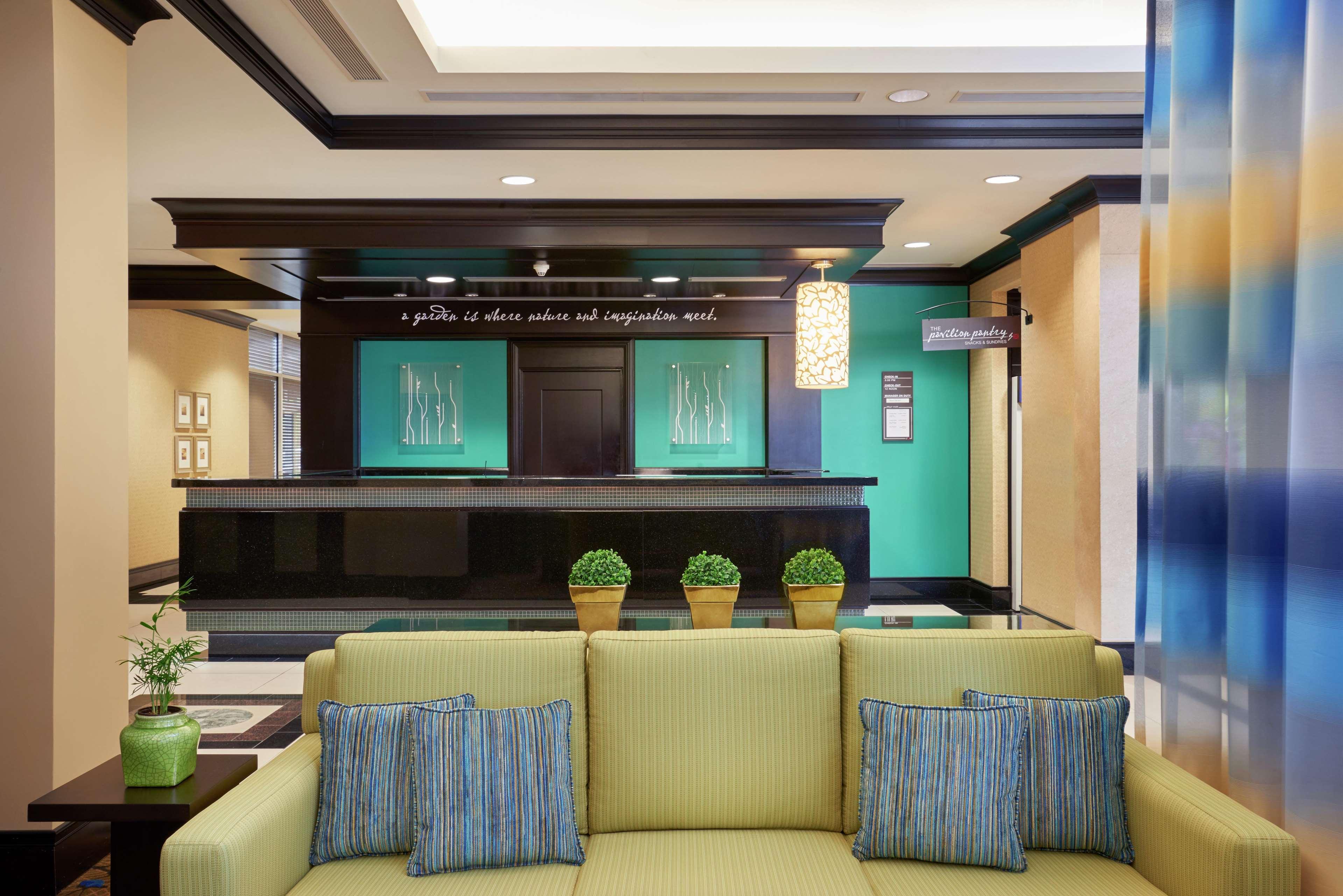 Hilton Garden Inn Toronto Airport West/Mississauga Eksteriør billede